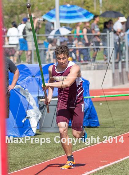 Thumbnail 3 in CAL Invitational Boys Track and Field photogallery.