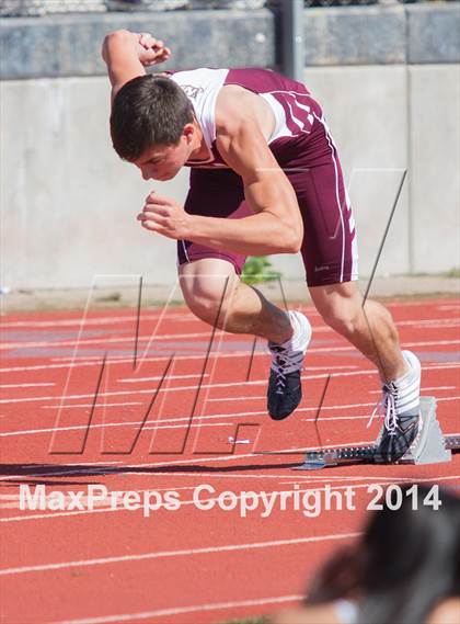 Thumbnail 3 in CAL Invitational Boys Track and Field photogallery.