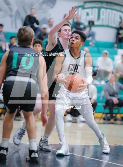 Thumbnail 2 in Thousand Oaks vs  Granada Hills Charter (Ed Baker invitational)  photogallery.