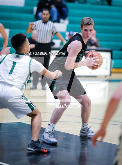 Thumbnail 3 in Thousand Oaks vs  Granada Hills Charter (Ed Baker invitational)  photogallery.
