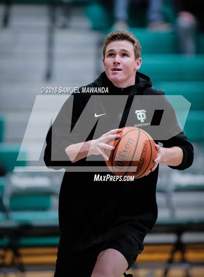 Thumbnail 3 in Thousand Oaks vs  Granada Hills Charter (Ed Baker invitational)  photogallery.