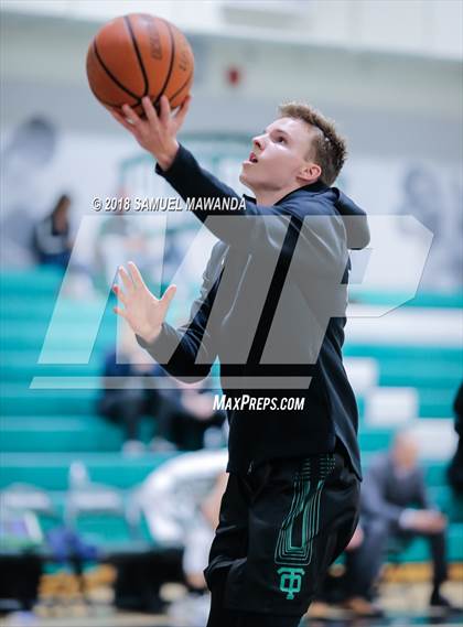 Thumbnail 2 in Thousand Oaks vs  Granada Hills Charter (Ed Baker invitational)  photogallery.