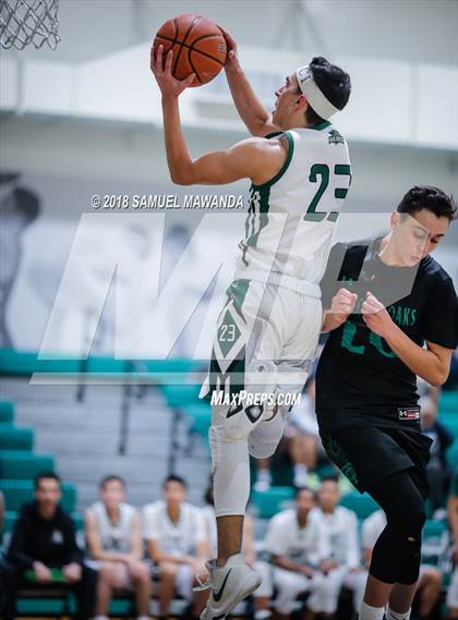Thumbnail 1 in Thousand Oaks vs  Granada Hills Charter (Ed Baker invitational)  photogallery.