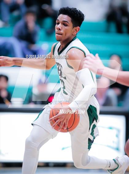 Thumbnail 1 in Thousand Oaks vs  Granada Hills Charter (Ed Baker invitational)  photogallery.