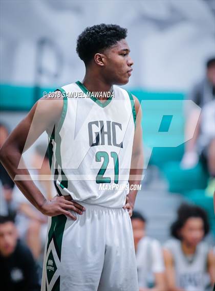 Thumbnail 2 in Thousand Oaks vs  Granada Hills Charter (Ed Baker invitational)  photogallery.