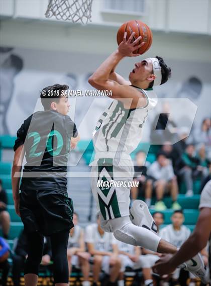 Thumbnail 3 in Thousand Oaks vs  Granada Hills Charter (Ed Baker invitational)  photogallery.