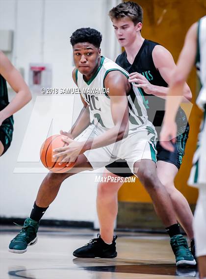 Thumbnail 2 in Thousand Oaks vs  Granada Hills Charter (Ed Baker invitational)  photogallery.
