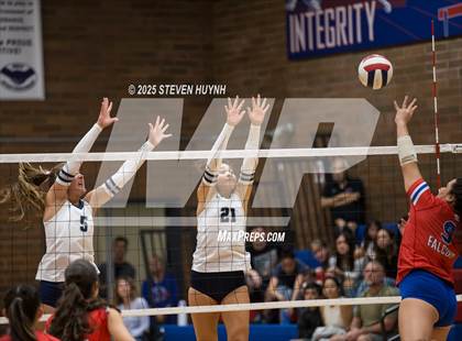 Thumbnail 3 in Wilsonville @ La Salle photogallery.