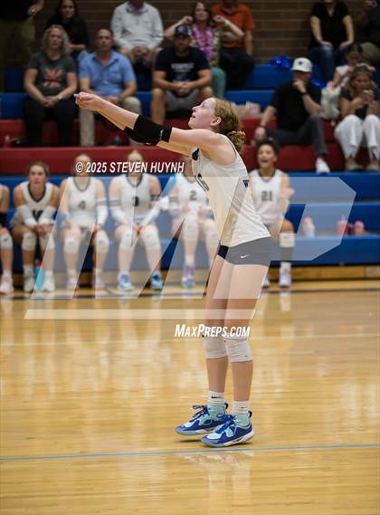 Thumbnail 3 in Wilsonville @ La Salle photogallery.