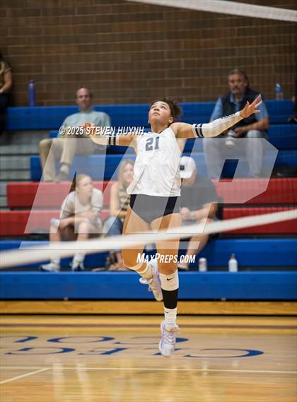 Thumbnail 3 in Wilsonville @ La Salle photogallery.