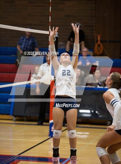 Thumbnail 1 in Wilsonville @ La Salle photogallery.