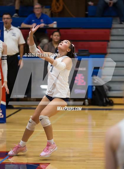 Thumbnail 2 in Wilsonville @ La Salle photogallery.