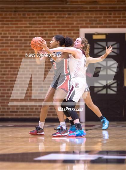 Thumbnail 2 in Sidwell Friends @ Episcopal photogallery.
