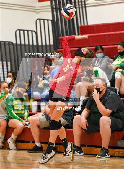 Thumbnail 2 in Hoover vs Monte Vista (Monte Vista Invitational) photogallery.