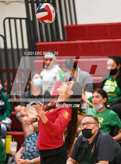 Thumbnail 2 in Hoover vs Monte Vista (Monte Vista Invitational) photogallery.