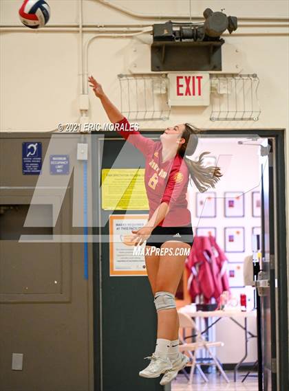 Thumbnail 1 in Hoover vs Monte Vista (Monte Vista Invitational) photogallery.
