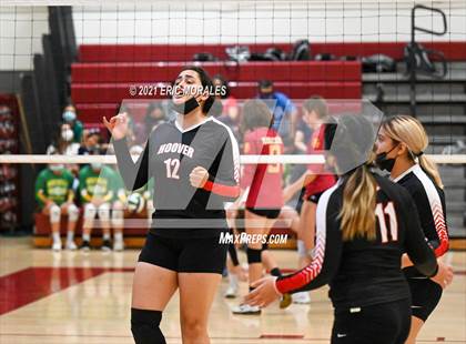 Thumbnail 2 in Hoover vs Monte Vista (Monte Vista Invitational) photogallery.