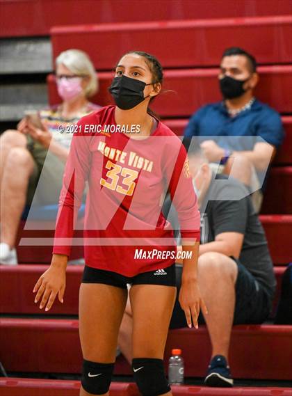 Thumbnail 3 in Hoover vs Monte Vista (Monte Vista Invitational) photogallery.