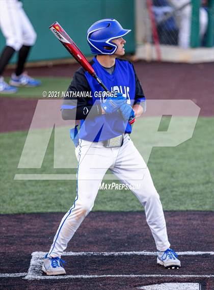 Thumbnail 2 in Millard West @ Creighton Prep photogallery.