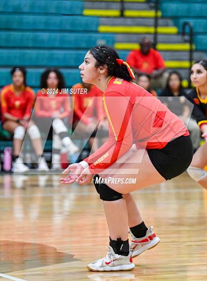 Thumbnail 3 in Caldwell vs Stafford (UIL Volleyball 4A D2 Bi-District) photogallery.