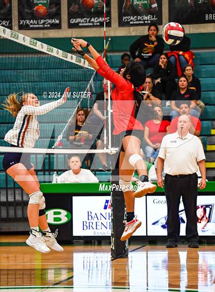 Thumbnail 1 in Caldwell vs Stafford (UIL Volleyball 4A D2 Bi-District) photogallery.