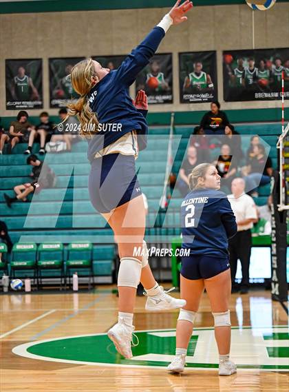 Thumbnail 2 in Caldwell vs Stafford (UIL Volleyball 4A D2 Bi-District) photogallery.