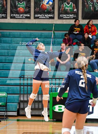 Thumbnail 3 in Caldwell vs Stafford (UIL Volleyball 4A D2 Bi-District) photogallery.