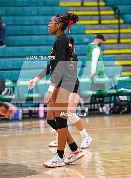 Thumbnail 3 in Caldwell vs Stafford (UIL Volleyball 4A D2 Bi-District) photogallery.
