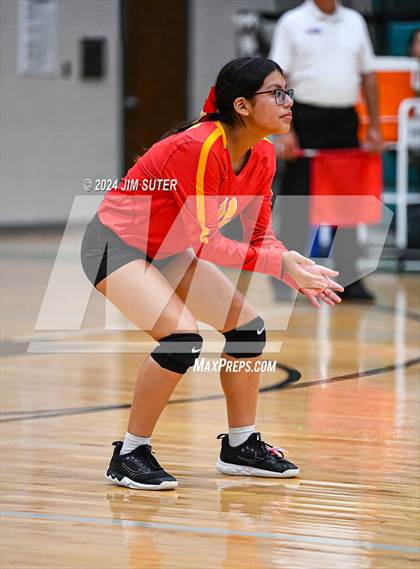 Thumbnail 1 in Caldwell vs Stafford (UIL Volleyball 4A D2 Bi-District) photogallery.