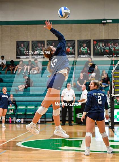 Thumbnail 2 in Caldwell vs Stafford (UIL Volleyball 4A D2 Bi-District) photogallery.