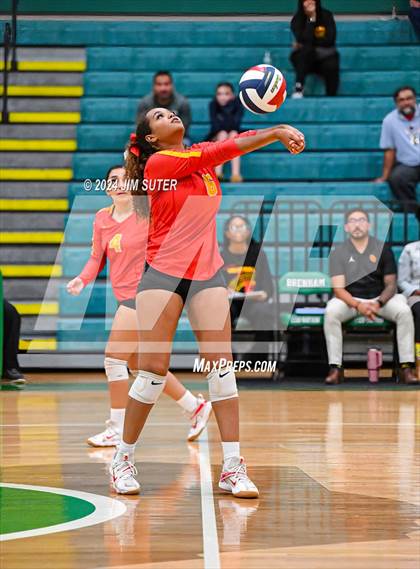 Thumbnail 2 in Caldwell vs Stafford (UIL Volleyball 4A D2 Bi-District) photogallery.