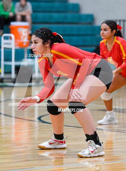 Thumbnail 2 in Caldwell vs Stafford (UIL Volleyball 4A D2 Bi-District) photogallery.