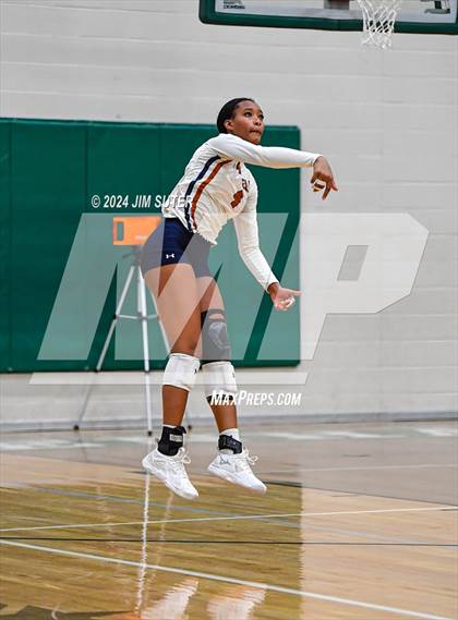 Thumbnail 1 in Caldwell vs Stafford (UIL Volleyball 4A D2 Bi-District) photogallery.