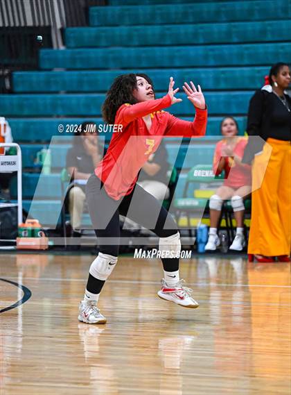Thumbnail 2 in Caldwell vs Stafford (UIL Volleyball 4A D2 Bi-District) photogallery.