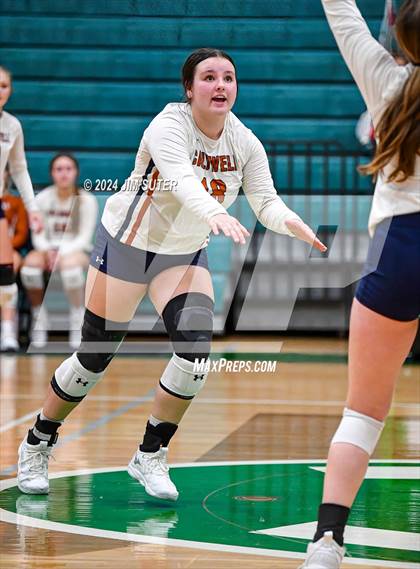 Thumbnail 3 in Caldwell vs Stafford (UIL Volleyball 4A D2 Bi-District) photogallery.