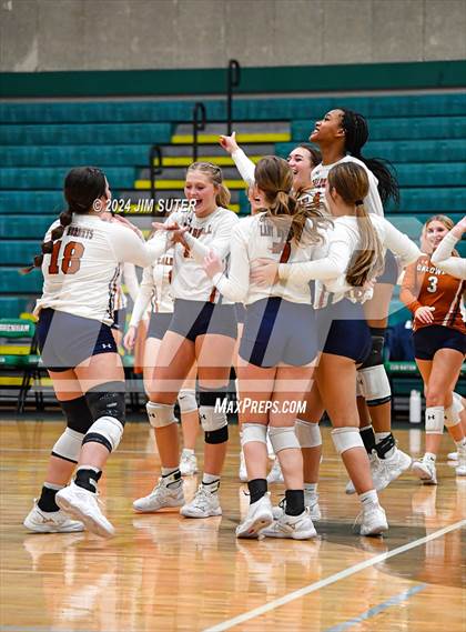 Thumbnail 2 in Caldwell vs Stafford (UIL Volleyball 4A D2 Bi-District) photogallery.