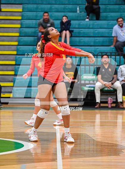 Thumbnail 1 in Caldwell vs Stafford (UIL Volleyball 4A D2 Bi-District) photogallery.