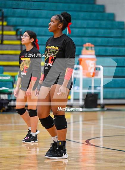 Thumbnail 1 in Caldwell vs Stafford (UIL Volleyball 4A D2 Bi-District) photogallery.