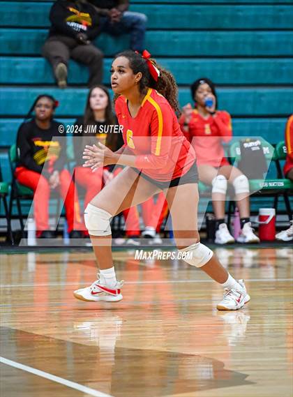 Thumbnail 3 in Caldwell vs Stafford (UIL Volleyball 4A D2 Bi-District) photogallery.