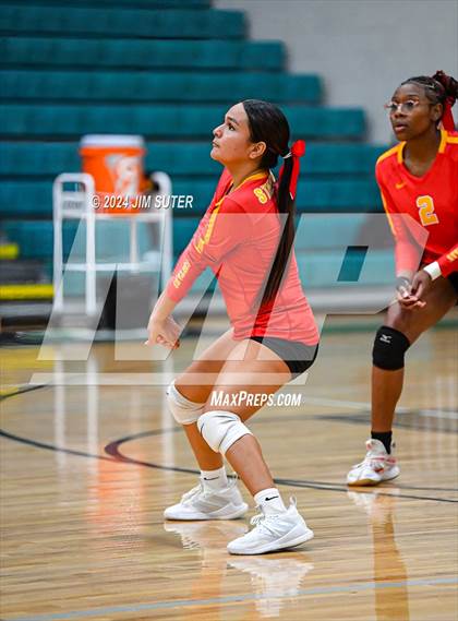Thumbnail 1 in Caldwell vs Stafford (UIL Volleyball 4A D2 Bi-District) photogallery.
