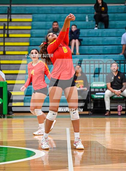 Thumbnail 3 in Caldwell vs Stafford (UIL Volleyball 4A D2 Bi-District) photogallery.