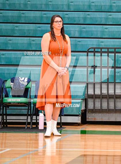 Thumbnail 3 in Caldwell vs Stafford (UIL Volleyball 4A D2 Bi-District) photogallery.