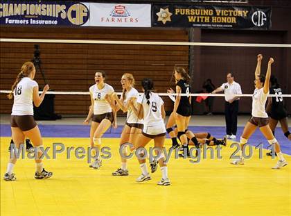 Thumbnail 2 in Troy vs. St. Francis (CIF D2 State Final) photogallery.