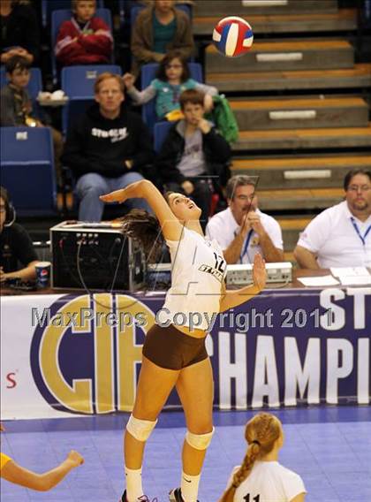 Thumbnail 1 in Troy vs. St. Francis (CIF D2 State Final) photogallery.