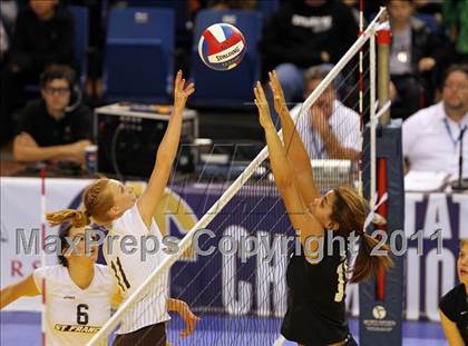 Thumbnail 2 in Troy vs. St. Francis (CIF D2 State Final) photogallery.