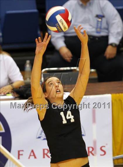Thumbnail 3 in Troy vs. St. Francis (CIF D2 State Final) photogallery.