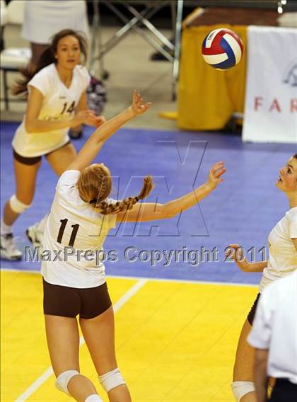 Thumbnail 3 in Troy vs. St. Francis (CIF D2 State Final) photogallery.