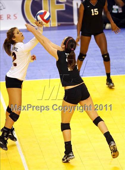 Thumbnail 1 in Troy vs. St. Francis (CIF D2 State Final) photogallery.
