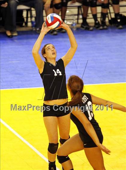 Thumbnail 2 in Troy vs. St. Francis (CIF D2 State Final) photogallery.