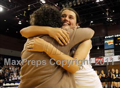 Thumbnail 2 in Troy vs. St. Francis (CIF D2 State Final) photogallery.